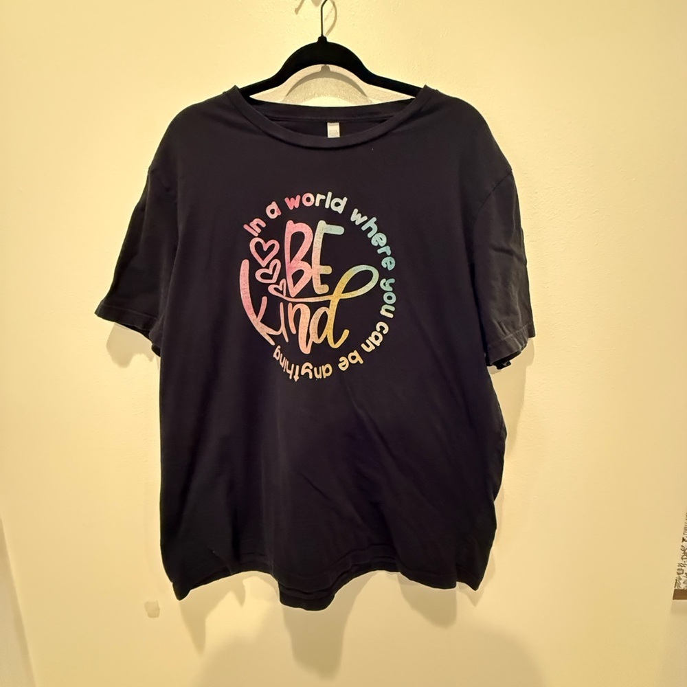 Be Kind Graphic Tee - Black